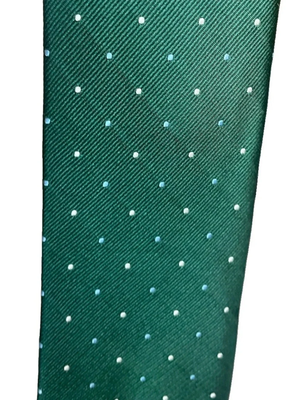 Tommy Hilfiger 100% Silk Green Tie w/White and Blue Polka Dots  (3 in x 61 in)